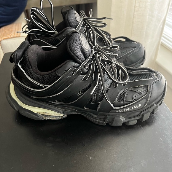 Balenciaga Black Sneakers - Picture 3 of 8